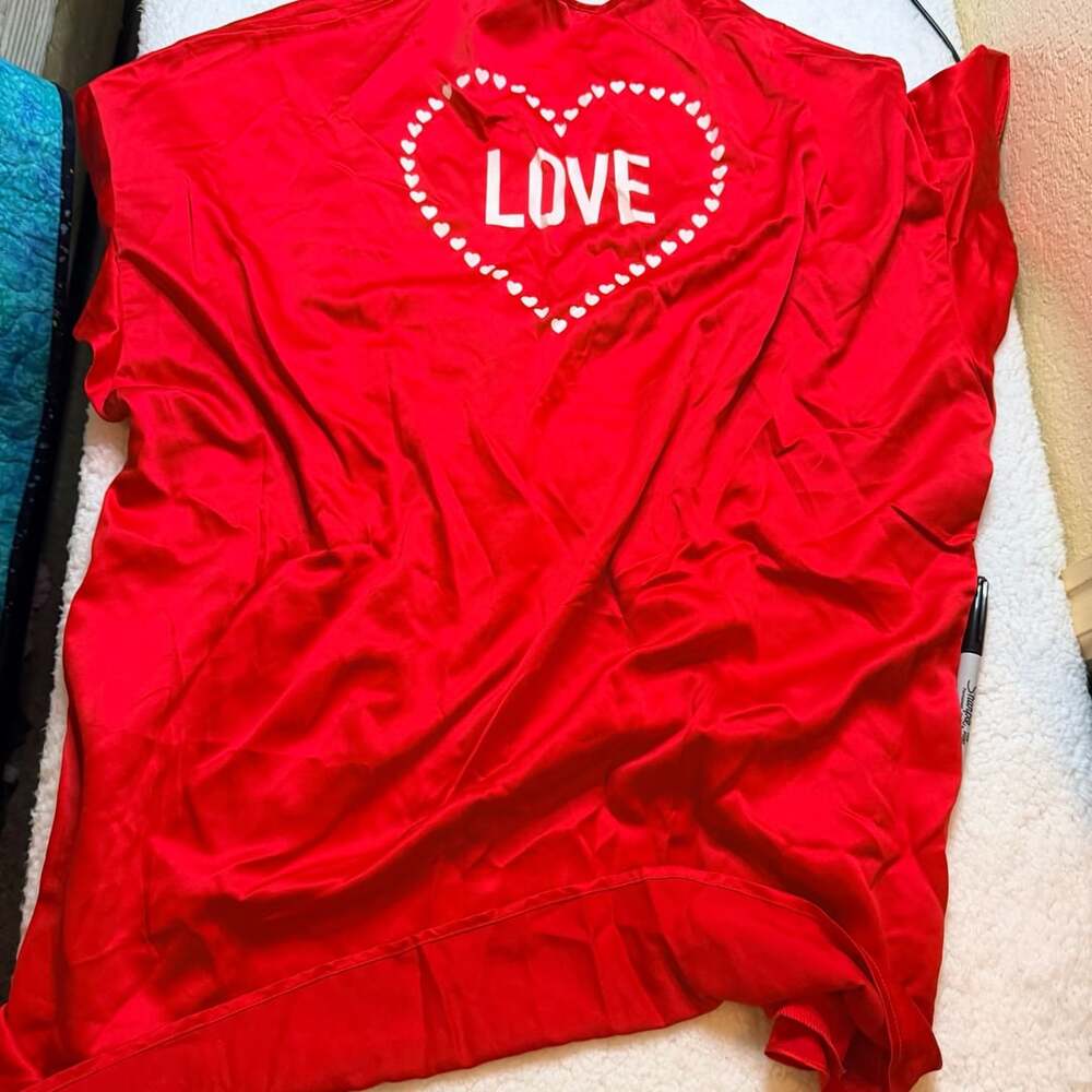Victoria's Secret Red Satin Love Kimono Robe One Size